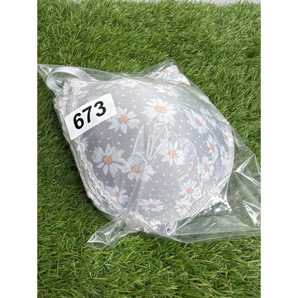 Just Be Women Gray Daisy Floral Polka Dot Underwire‎ Bra Lace Trim 42D